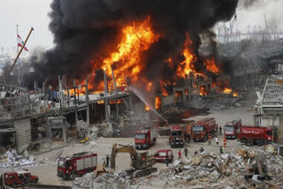 lebanon-massive-fire-erupts-in-beirut-port-area