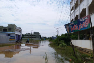 heavy rains in vizianagaram and ganesh nagar is full of water