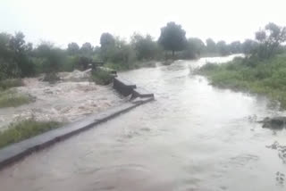 Rain gave people relief from heat