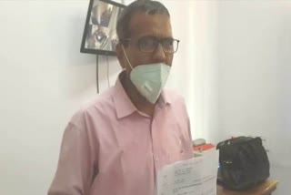 a-teacher-broke-into-beo-office-and-created-ruckus-in-seraikela