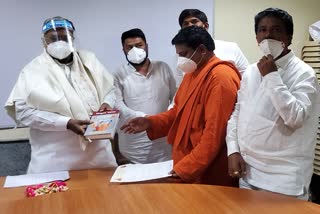 Shri Prasananandaswamiji appeals to increase reserve volume of Valmiki community