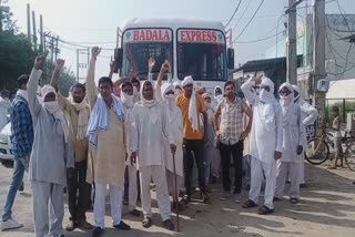 Farmers protest at Bahbalpur toll plaza