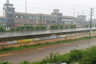 Heavy rain in many places of the chhattisgarh