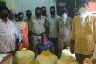 cuttack latest news, ganja seized from cuttack, ganja seized, central excise department, କଟକ ଲାଟେଷ୍ଟ ନ୍ୟୁଜ୍‌, କଟକରେ ଗଞ୍ଜେଇ ଜବତ, ଗଞ୍ଜେଇ ଚାଲାଣ, ଗଞ୍ଜେଇ ଜବତ, କେନ୍ଦ୍ରାଞ୍ଚଳ ଅବକାରୀ ବିଭାଗ