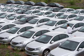 Passenger vehicle sales in India