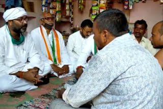 lallu meets farmer in mahoba