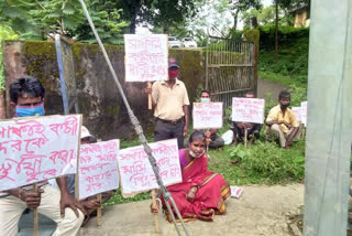 BADARPUR Municipality Cleaning staff protest