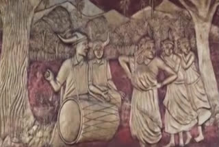 విశాఖ ఎయిర్ పోర్టులో కనువిందు చేస్తున్న కళాచిత్రాలు