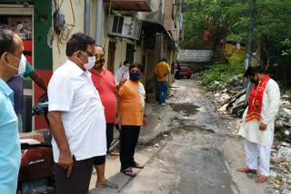 People are facing problems due to open drain in Tagore Garden