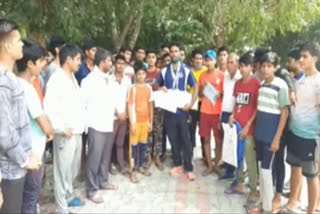 asavati village youth protest for stadium in palwal