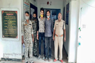 2 youths shared photos of girl on social sites are arrested in surguja