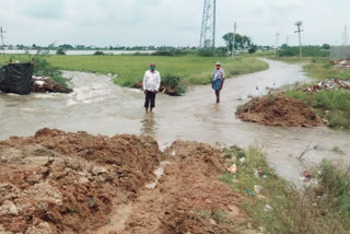 Heavy rain in Pochampally, Yadadri district