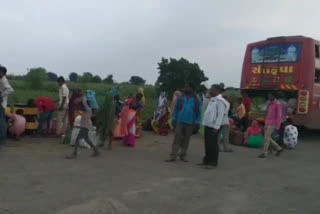 Nandurbar workers in search of employment go to gujarat and madhya pradesh state