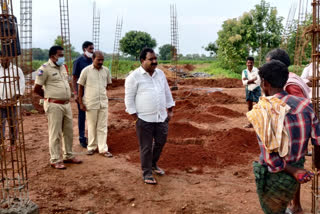 sudden visit of raitu vedika construction works at vardhana peta by mla aruri ramesh in warangal rural district