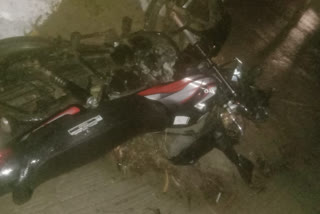 bike hit car at vetapalem