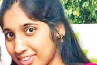 telugu-girl-dies-after-accidentally-fell-in-atlanta-waterfall-in-america