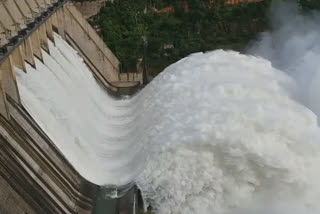 flood-continue-to-the-srisailam-project