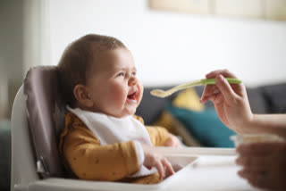 Complementary feeding Make eating a pleasurable experience