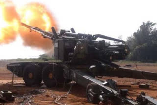 Howitzer gun test fires