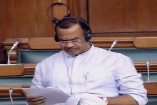 bhuvanagiri mp komatireddy venkatreddy bring discussion in parliament on covida