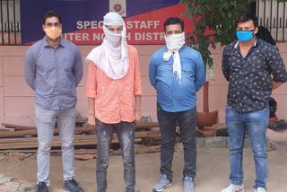 Delhi police arrested a crook who ask extortion money on the name of gangster Neeraj bawaniya