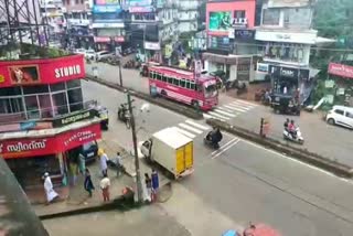 തളിപ്പറമ്പ് നഗരസഭാ പരിധി  കുറുമാത്തൂർ പഞ്ചായത്ത്  കണ്ണൂര്‍ കൊവിഡ് വാര്‍ത്ത  thaliparamba covid news  kurumathoor panchayat