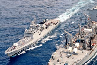 refueling-indian-warship-in-arabian-sea