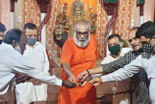 Sarva Pitra Yajna at Rajmata Jhandewala temple for freedom fighters