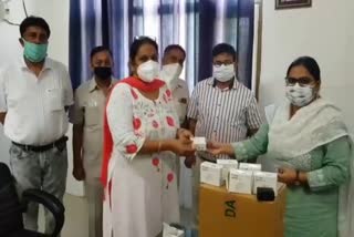 SDM provided 221 oximeters to Health Department in Guhla Cheeka