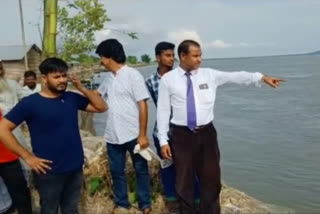 Akbar Alin foundatin visited erosion affected areas of Baghbar