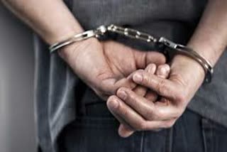 police station team arrested four gamblers in delhi