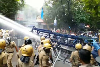 ksu protest in ernakulam  ksu protest  ernakulam ksu  കെ.എസ്‌.യു മാർച്ചിൽ ലാത്തിച്ചാർജ്  കെ.എസ്‌.യു മാർച്ച്  എറണാകുളം കെ.എസ്‌.യു