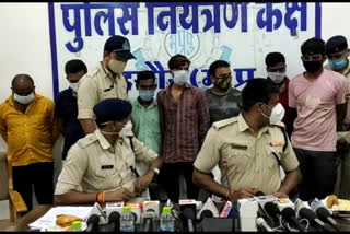 YD Nagar police station, taking action in three big cases arrested 8 people