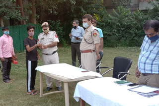 Fair was organized for disposal of case property through South East Delhi police