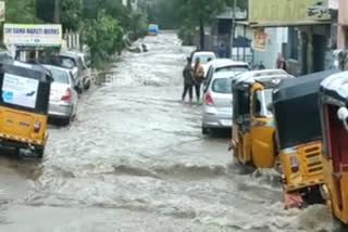 Heavy rain in hydrabad