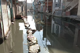 Water logging problem on Som Bazar Road of Kirari