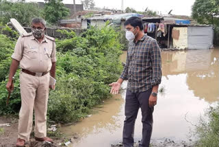 Bidar DC Ramachandran R visits flood relief area