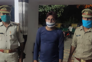 Police arrested Nasruddin in ghaziabad