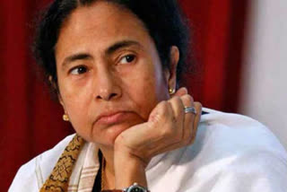 Don't let COVID-19 dampen festive spirit: Mamata on Mahalaya