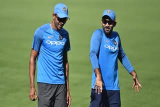 dinesh karthik and hardik pandya