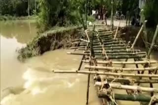 villagers-build-bridge-for-ssb-troops-near-up-nepal-border