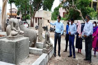 அருங்காட்சியகத்தை பார்வையிட்ட ஆணையர்