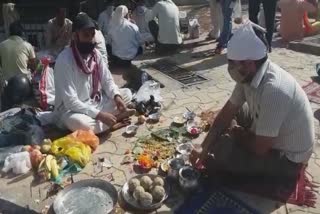 End of Pind Dan on the occasion of Sharad Amavasya