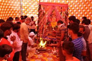 Vishwakarma Puja celebrated in Mahavir Nagar delhi
