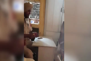 Fazilka: 2 policemen being drugged goes Video viral