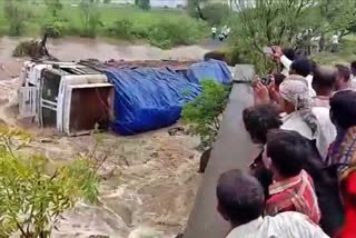 lorry drowned