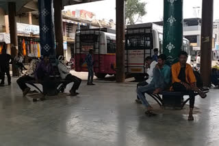 bus-operation-started-after-seven-months-in-khargone