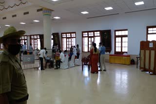 Preparing for the vidhanamandala session