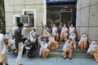 protest nursing staff of kasturba gandhi in delhi