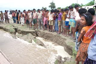 Erosion of ganges kaliachak bhimagram in Malda